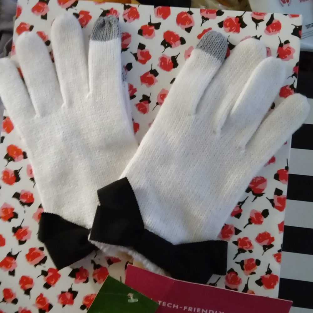 kate spade comfy cozy cute mittens!